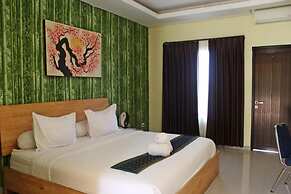 Exotic Komodo Hotel