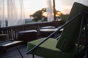 Buvi Lodge