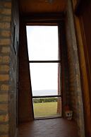 Buvi Lodge