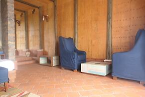 Buvi Lodge