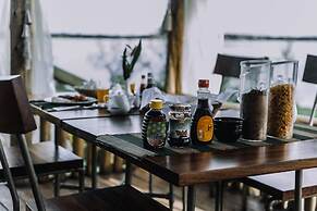 Buvi Lodge