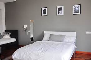 Grayhaus Guest House