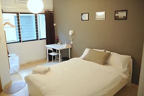 Grayhaus Guest House