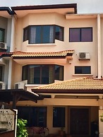 Grayhaus Guest House
