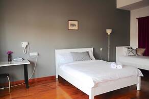 Grayhaus Guest House