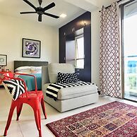 Vibrant Studio at Damansara Perdana