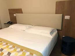 Ark Hotel