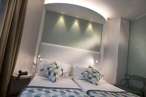 Ark Hotel