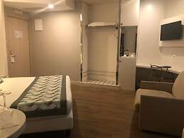 Ark Hotel