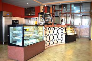 Igar Plaza Hotel