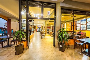 Igar Plaza Hotel
