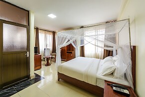 Igar Plaza Hotel