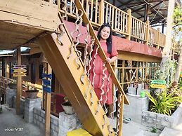 Dream House Guest House & Restaurant