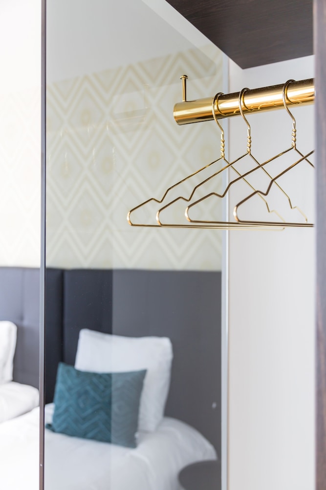 The James Hotel Rotterdam