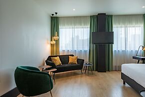 The James Hotel Rotterdam