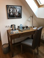 Paardenhof Guesthouse