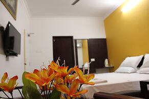 Sri Aarvee Hotels