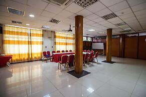 Sir Jose Hotel