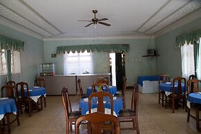 Buziga Country Resort