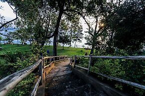 Hakuna Matata Lodge