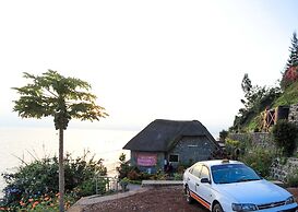 Hakuna Matata Lodge