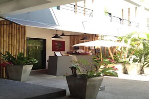 Sairee Sairee Guesthouse