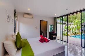 Tropical Pool Villas near Phuket Zoo