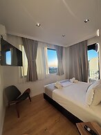 Ampoulos Rooms & Apartments