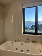 Ampoulos Rooms & Apartments