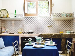 La Casa di Pietra tra Trapani e Palermo