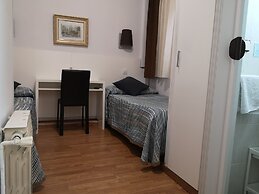 Hostal Lesseps