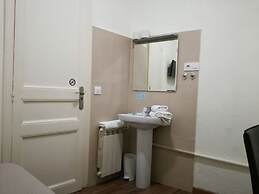 Hostal Lesseps