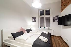 2 Nights Apartments