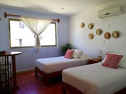 Amanecer y Mañana Private Room - Tulum Town