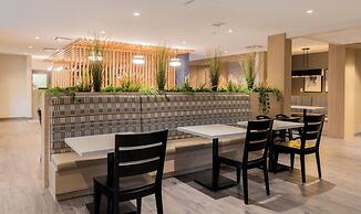 Microtel Inn & Suites by Wyndham Oyster Bay