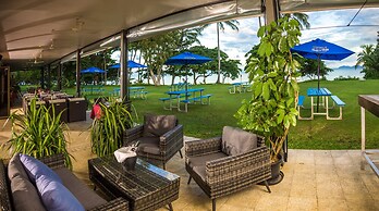 King Reef Resort