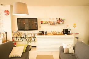Yeha Guesthouse - Hostel
