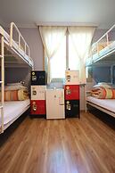 Yeha Guesthouse - Hostel