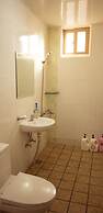 Yeha Guesthouse - Hostel