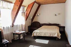 Hotel Artybash