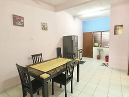 Sakura 2 Homestay Kampar