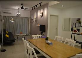H & H Guesthouse 2