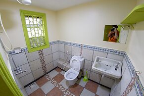 We Travel Hostel