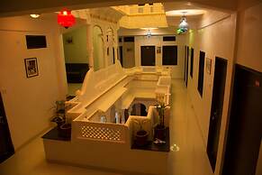 Hotel Nahargarh Palace