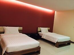Ybc Grand Hotel