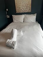 Avalon Guest House