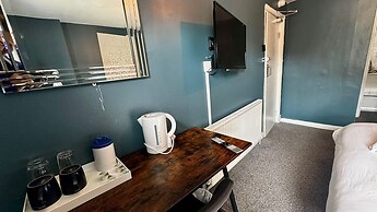 Avalon Guest House