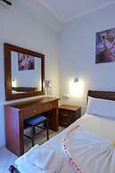 Hotel Chris