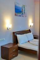Hotel Chris