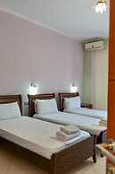 Hotel Chris